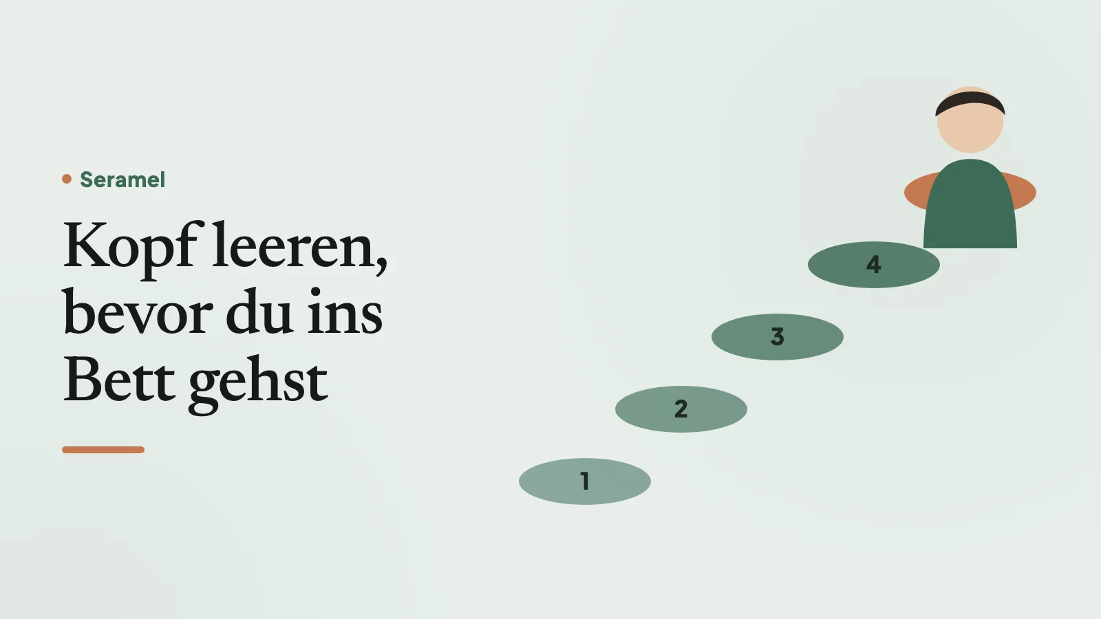 Frau schreibt abends am Küchentisch in ein Notizbuch, um das Gedankenkarussell nachts zu stoppen