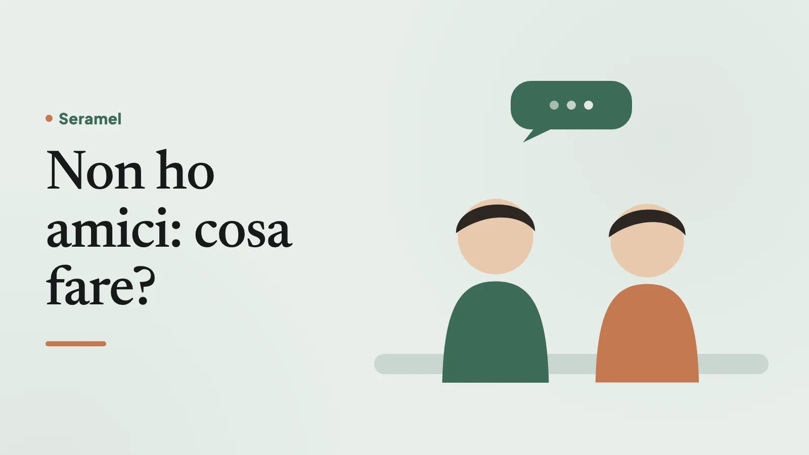 Uomo sui trent'anni seduto da solo su una panchina in una piazza pugliese al tramonto: non ho amici, cosa fare per ricominciare.