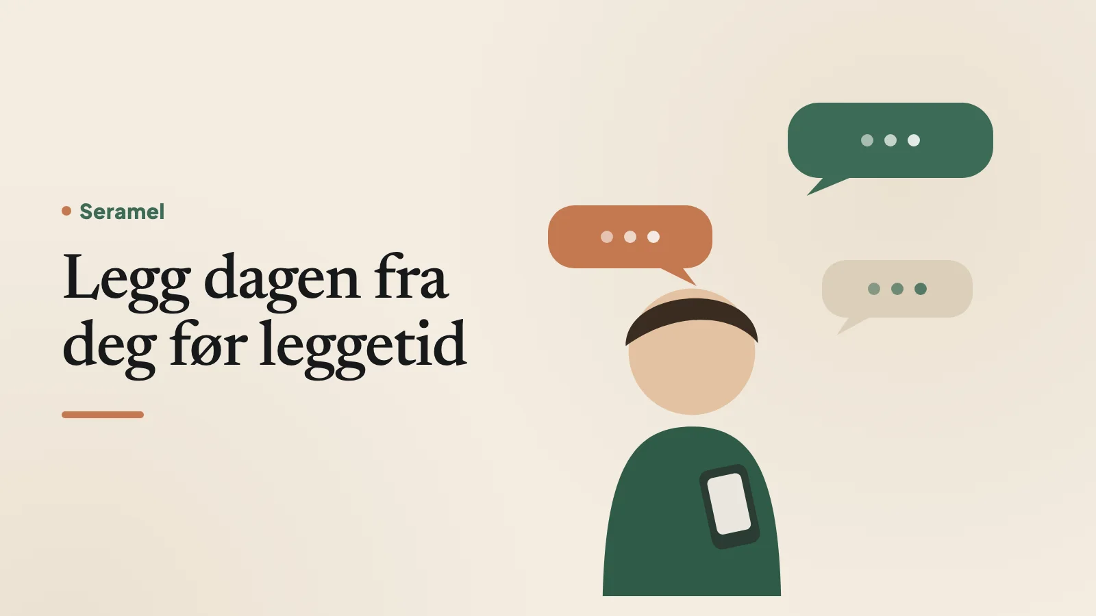 Ung kvinne i sofaen med en kopp te en vinterkveld skriver på mobilen – tømme hodet før leggetid når du får ikke sove.